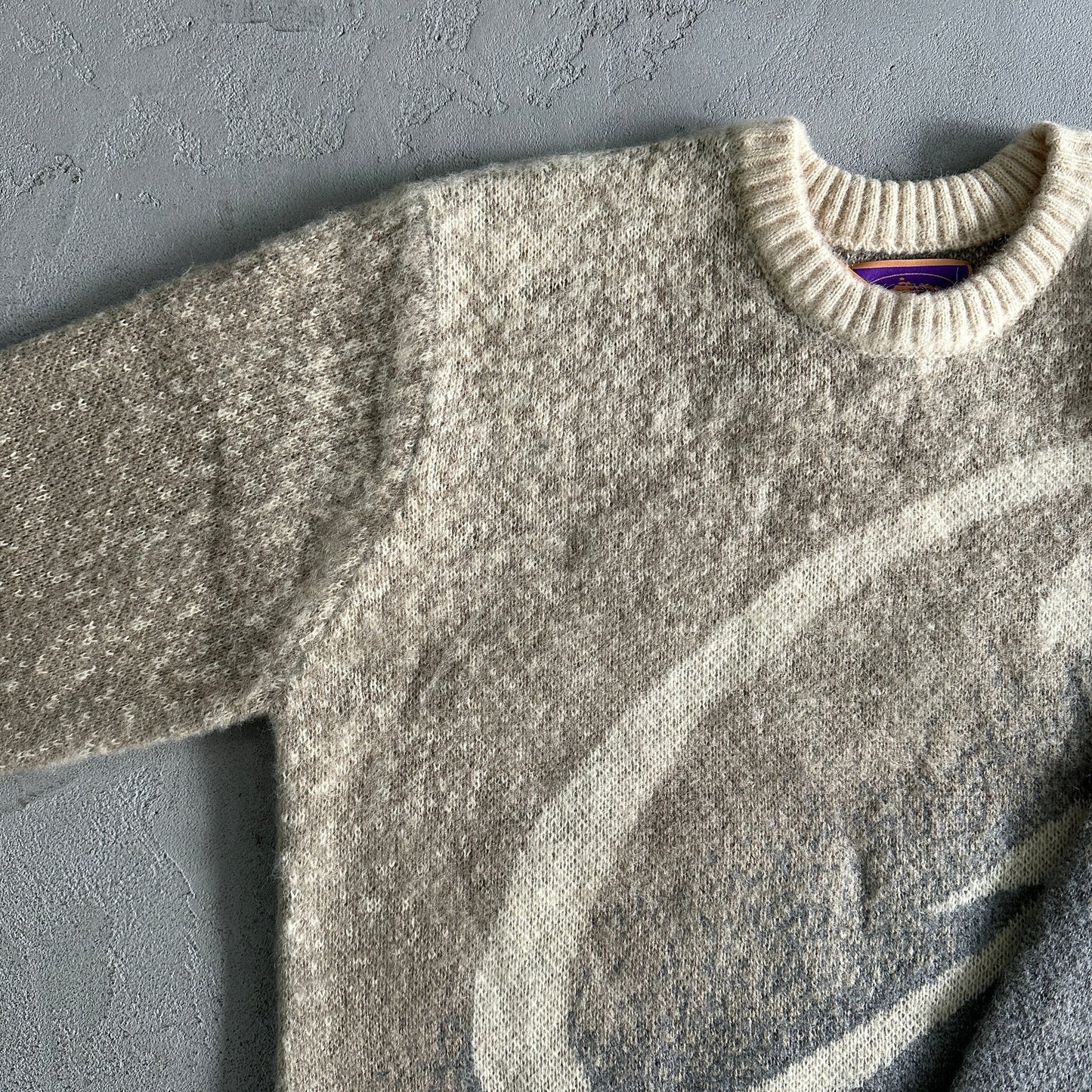"CRTZ" Mohair Grey
