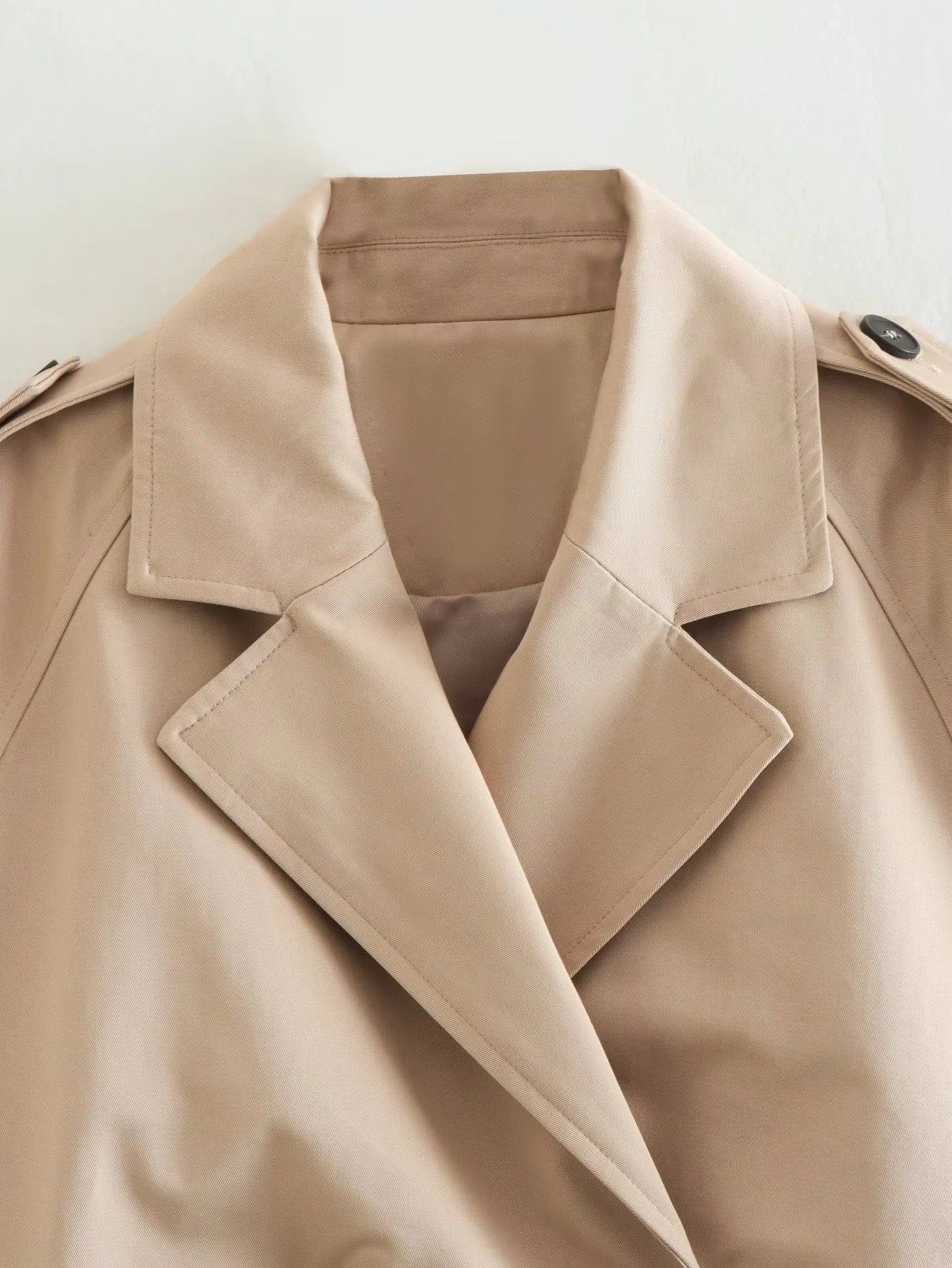 Lumière Cropped Trenchcoat