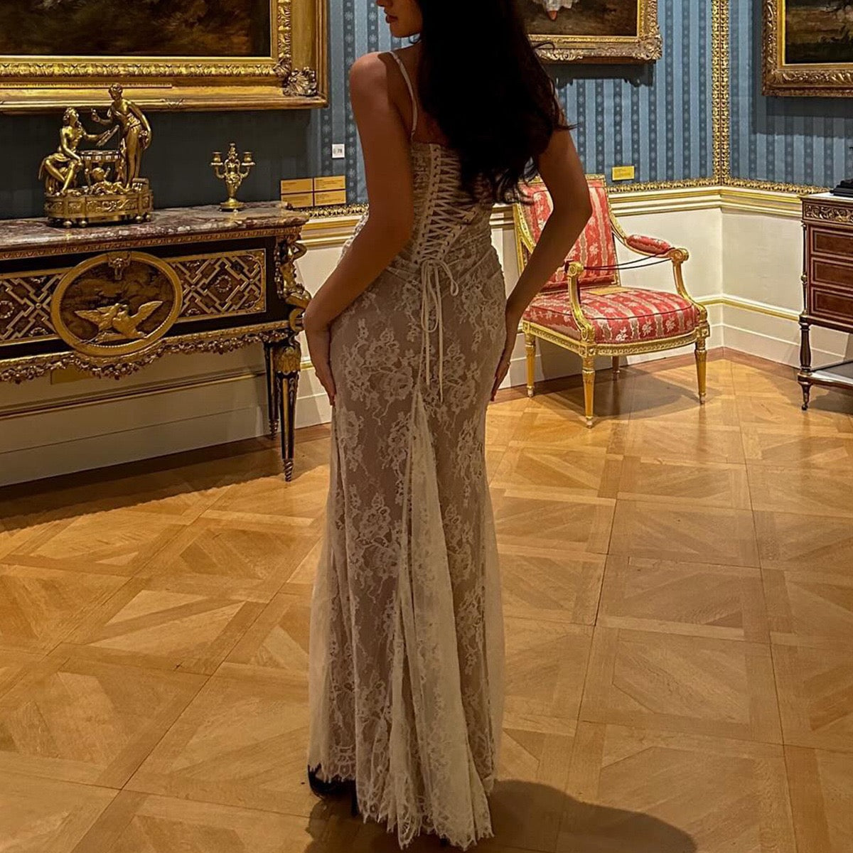 Alira Lace Abendkleid